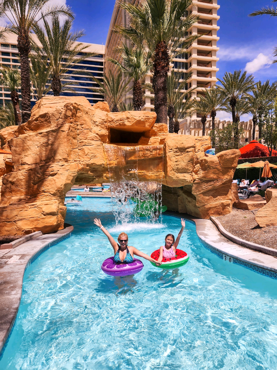 Family summer vacay goals 😎☀️💦  Lazy river days, roomy suites, and making memories together never go out of style. Harrah's Resort Southern California is one of our fave family getaway spots for a quick summer escape.  Tap the link to compare rates and check out current hotel deals! #tiktokgorisingstarsl1 #harrahssocal #familysummer #lazyriver #socaltravel
