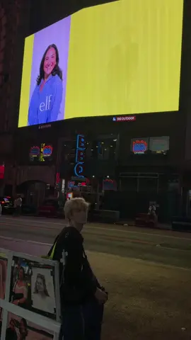 still can’t believe it 😦, thank you @elfhaircare #elf#timesquare #billboards 
