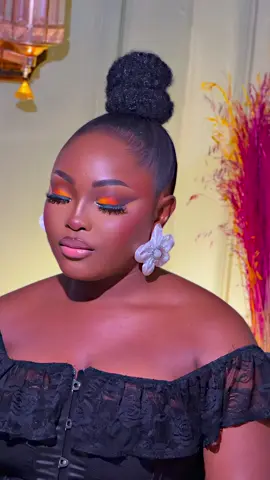#creatorsearchinsights Recreating this glam on a dry skin canvas ✨💄 Watch how the right prep makes all the difference . : : : : Join our professional makeup classes ✅ One-on-one: Private class Mentorship. Online & physical    •upgrade class physical and online  •Beginner classes online and physical  If you’re ready to master your skills and elevate your craft, send a DM now. : : : : : #DrySkinMakeup #SoftGlam #MakeupTransformation #BeautyTok 