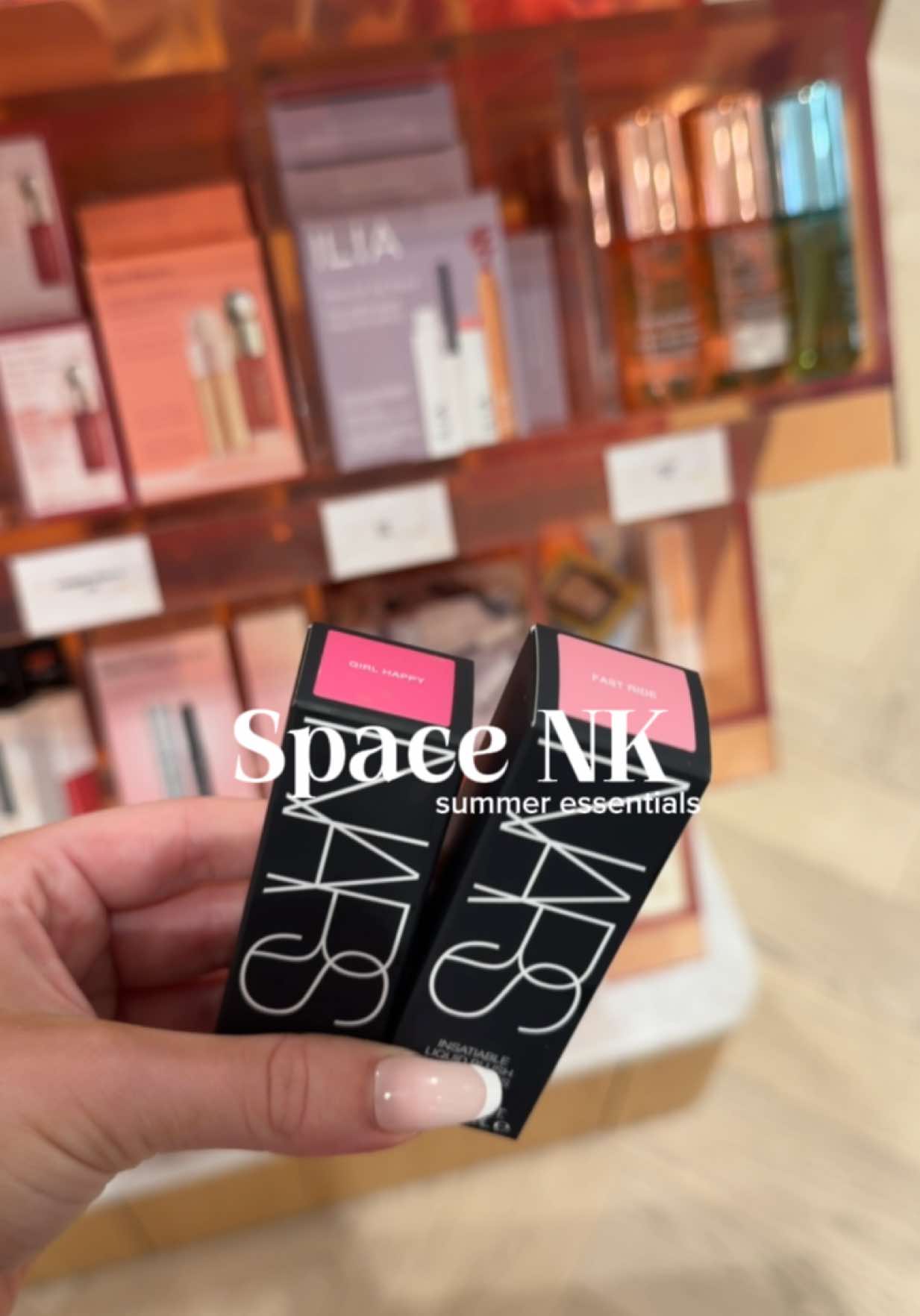come with me to @SPACE NK to shop all the summer essentials 💘🌴🌺👙🧚 @OUAI @Summer Fridays @Saltair Body @NARS Cosmetics @Westman-Atelier @Phlur Fragrances #summeressentials #holidayshopping #spacenk #comeshopwithme #makeupshopping 
