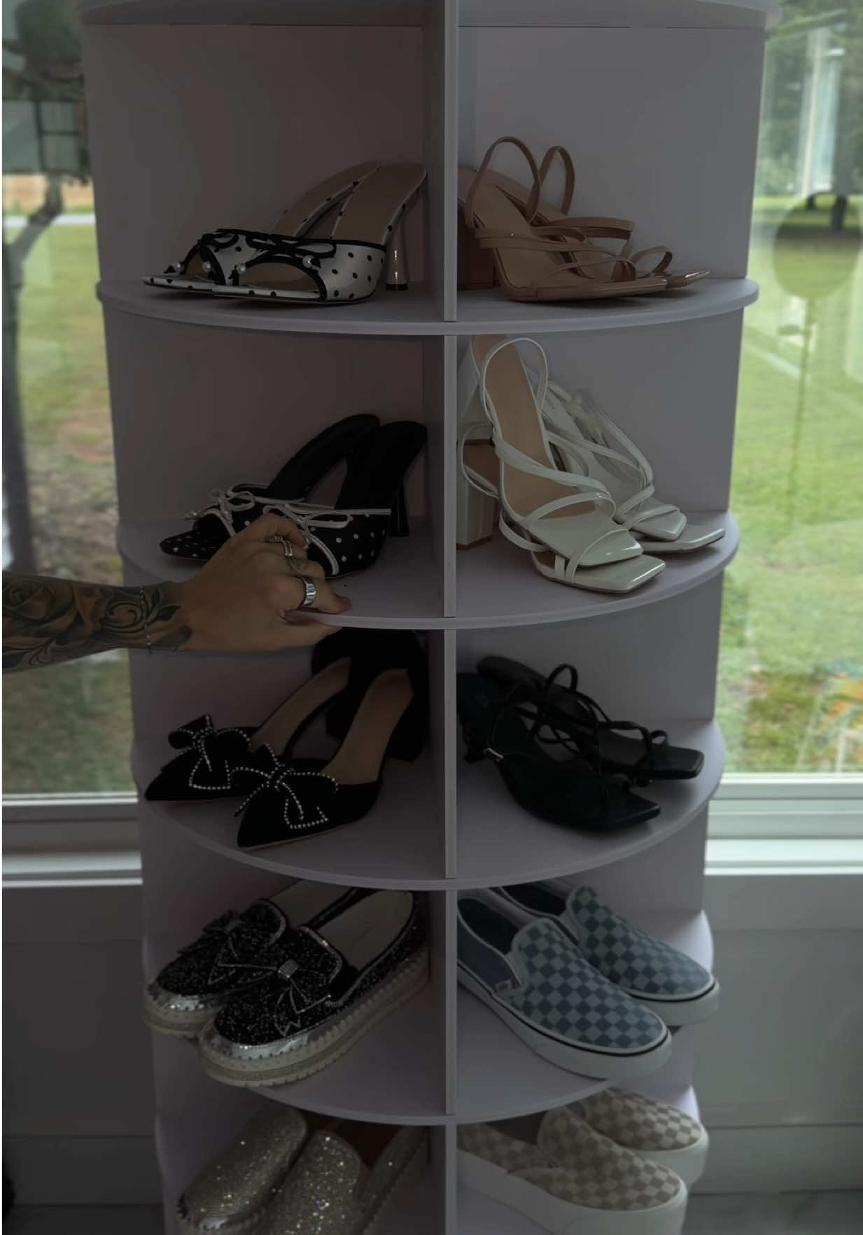I’m in my organization era and I am loving this 7 tier rotating shelves!  #organizedhome #organization #shelving #dealsforyoudays #rotatingshelf  