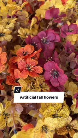 Artificial fall flowers! #dealsforyoudays #tiktokshopcreatorpicks #SummerVibes #artificialflowers #decoratewithme 