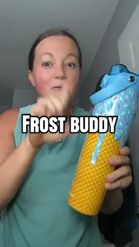 If you want your kiddo to stand out, get them a water bottle that all the kids want  #frostbuddy #summersports #sportsmom #baseballmom #drippy 