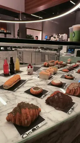 جيت الكوفي اللي احبه اون أوف المشروبات رهيبه والحلا لذيذه عندهم 🍵☕️👏 @ON OFF | اون اوف  #اون_اوف_كافيه  #اكسبلور #foryou #تصويري #fyp 