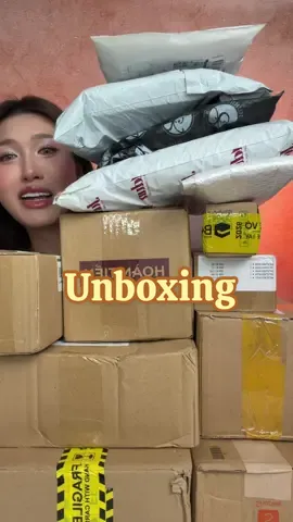 Unbox lộn xộn 🤣 #yuldaily #vulaci #unboxing 