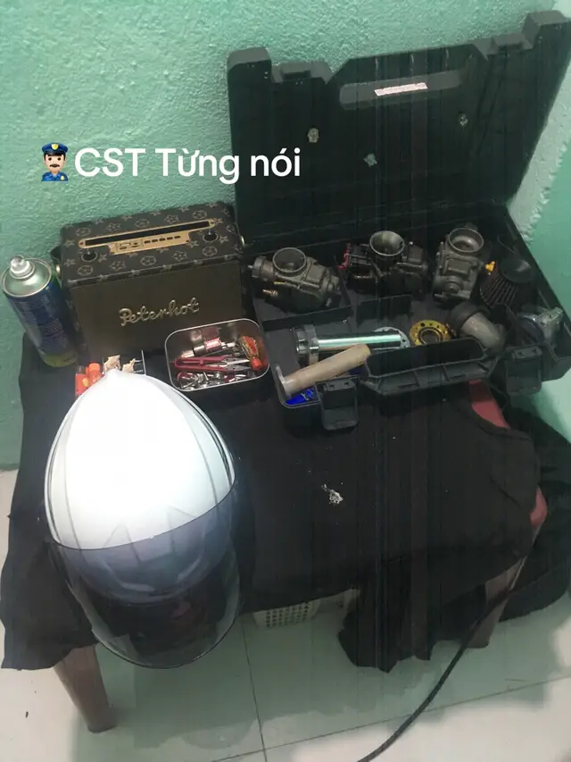 Xe zin cho  chắc mới tháo vài món trên xe chỉ nhìn và nhớ kĩ miện 🤕🤕sv👮🏻‍♂️