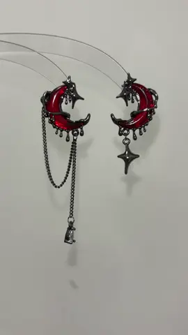 If you love Arlecchino, you might like these red moon earrings 💓#arlecchino #arlecchinogenshin #arlecchinogenshinimpact #gothicstyle #mmtjewel 