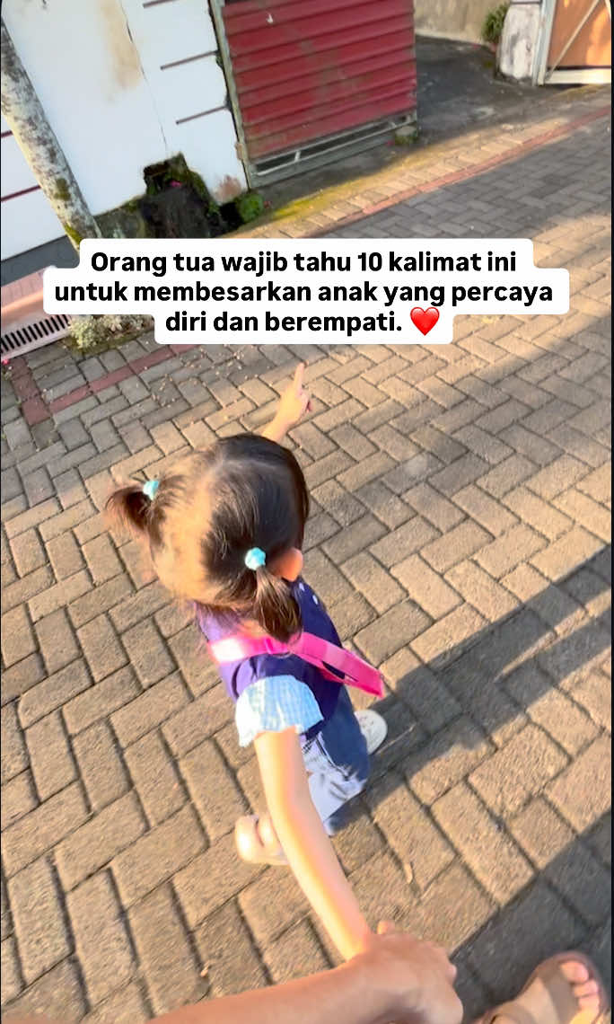 Kalimat-kalimat sederhana ini mungkin terdengar kecil, tapi bisa membentuk hati anak menjadi lebih kuat, percaya diri, dan penuh empati. ❤️ Karena cara kita berbicara hari ini, akan menjadi suara dalam diri mereka seumur hidup.