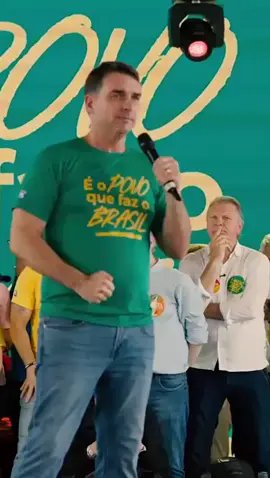O povo brasileiro está cansado do PT. Vem Flávio Bolsonaro mudar o rumo desse país. #flaviobolsonaro #eleições2026 #chegadept #brasillivre #vemcomfé 