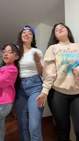 Ellassss💕☺️ @Pri  #contenido #parati #trend #viraltiktok #foryou 