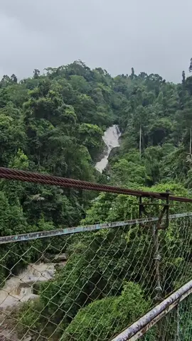 ကချင်ပြည်နယ် ဆဒုံးမြို့ ရေတခွန်သို့ အလည်တခေါက်💕💚💚💚💚💖🟢