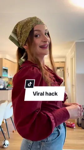 Try this viral bandana hack with a ponytail this summer😍 falling in love with this trend💕 #viral #trending #fyp #hair #reels 