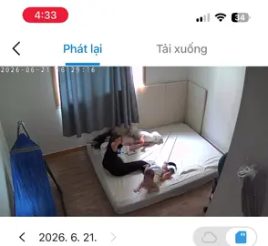 Thấy con bò lên ,mk mê mẩn bật dậy tự nhiên bị trật khớp bả vai đau điếng người, không nhấc tay nên nổi. Nhưng t không sao,  thứ t cần là hành- động người ck 🥺. Sống với nhau 4 năm thứ tôi nhận được… =>hoá ra là mk không xứng đáng  (…) 