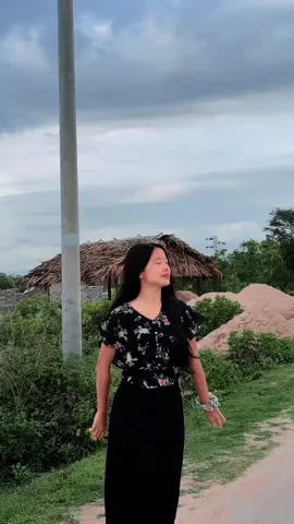 🫰🏻🫶🏻💐💕#ချစ်စရာလေးမလား🙈 #miemiekyaw #cbမသုံးပါဘူးလို့အားလုံးကိုခင်တယ်နော်💞 #yannaingguitarclass #cmမှာrpပြန်လို့မရသေးလို့ပါနော် @𝐌𝐢𝐞 𝐌𝐢𝐞 𝐊𝐲𝐚𝐰 @Thandar Soe  