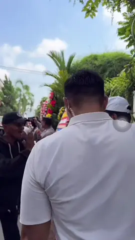 Selamat ulang Tahun Pak Jokowi yang ke-65 tahun.🙏🥳 Terima kasih atas dedikasi, kontribusi dan kerja keras yang telah di persembahkan bagi bangsa Indonesia. Semoga senantiasa di berikan umur yang panjang, diberikan kesehatan serta terus untuk menginspirasi kebersamaan dan optimisme bagi seluruh rakyat Indonesia.  Masya Allah begitu banyak yang mencintai dan mengirimkan do’a untuk Pak Jokowi🙏