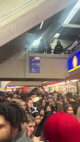 ngl that shit was scary 🙃 akon & neyo concert in calgary delayed over 2 hrs and no one could move in the hallways  #neyo #akon #calgary #scotiabanksaddledome #travisscott 