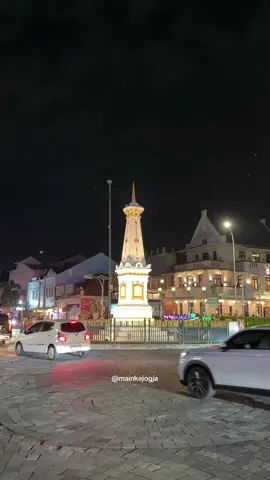 pesan diujung malam jogja, ada kenangan apa kalian disini? ▶️ Paket Wisata Jogja ▶️ Sewa Mobil Jogja ▶️ Antar Jemput AirPort ▶️ Privat Trip Jogja #wisatajogja #paketwisatajogja #tugujogja #tripjogja #jogja 