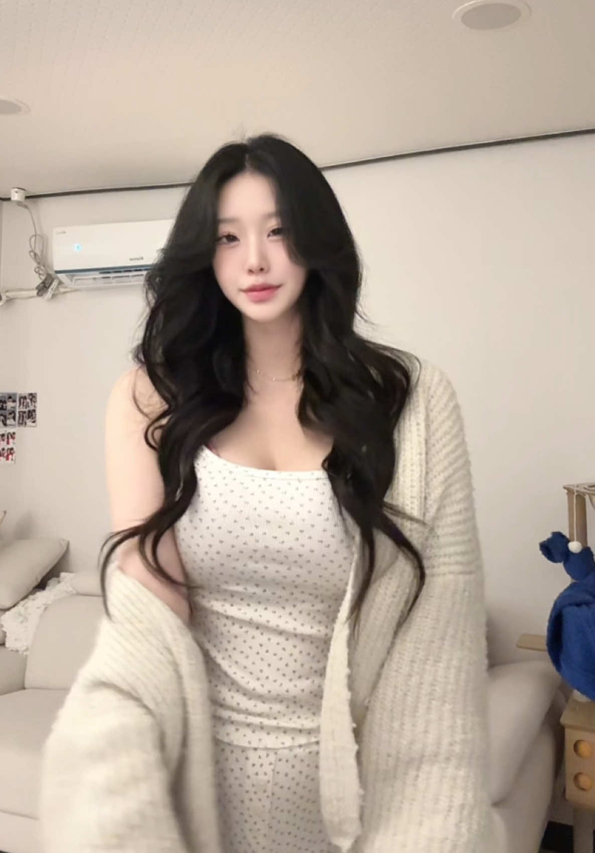 안녕 나̆̈ 기억하뉘..?ˀ #쿠르미 #에이설마해시태그하나했는데추천띄워주겠어 #추천 #여고생 