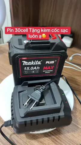 Pin 30cell đang được trợ giá mn ơi.Tặng kèm cốc sạc luôn ạ🥰#pinquattichdien #pinphothong #quattichdienpintrau #giadungtienich #xuhuongtiktok 