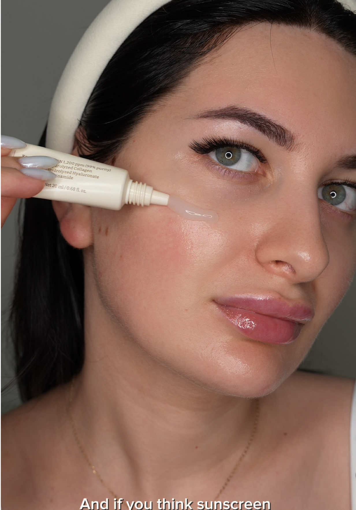 Glowy, hydrated, and healthy-looking skin starts with the right repair cream ✨ I've been using Dr. Rejuall PDRN Cream to help nourish my skin barrier and improve the look of fine lines while keeping my complexion soft and radiant. @Dr.Reju-All US #rejuall #pdrn #healthyaging #sundamage #wrinklecare