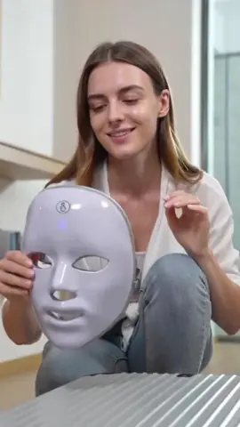 Super lazy skincare hack I Just wear & relax, no complex steps. Whitens skin, fades dark spots, clears acne. Fixes all your skin flaws effortlessly My go-to for clear glowing skin! Tag #SkincareHacks #HomeFacial #WhiteningSkincare #ClearSkin