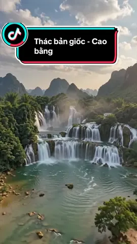 Hành trình Chạm Việt Nam hôm nay dừng chân tại Cao Bằng. Nơi đây có một tuyệt tác của thiên nhiên mang tên Thác Bản Giốc. Dòng thác hùng vĩ đổ xuống giữa núi rừng xanh thẳm, tạo nên khung cảnh vừa mạnh mẽ, vừa đẹp đến nao lòng. Có những nơi không chỉ khiến ta trầm trồ vì vẻ đẹp. Mà còn khiến ta thấy tự hào vì đất nước mình tuyệt vời đến thế. Thác Bản Giốc — một vẻ đẹp rất Việt Nam 🇻🇳. #chamvietnam #dulichvietnam #caobang #thacbangioc #checkinvietnam 