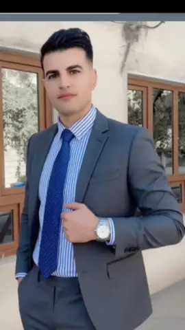 له سه رده ميكدا ده ژين فيلبازو دروزن پى ده گوتريت راستگويي ساده يي و ميهره بانيش پى ده گوتريت گه مژه يي 💔