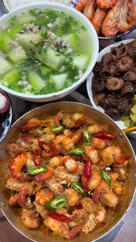 Dọn tủ lạnh giải quyết hàng tồn , cơm tối mời cả nhà