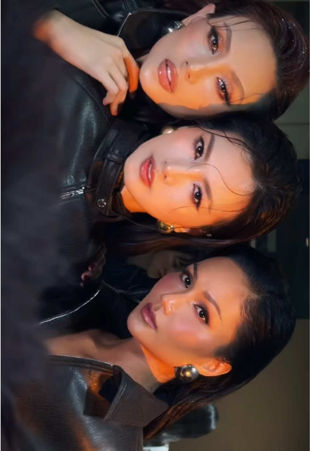 Chị em ta bánh đa, bánh đúc. Choáy choáy 🔥🔥 @VÕ HOÀNG YẾN @Hen Nie  #SieuMauAnhThu #VoHoangYen#VoHonie #TheFaceVietNam #DMCbyDoManhCuong 