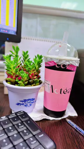 Miệng nên ít nói tự nhiên ít hoạ. Bụng dạ ít ăn tự nhiên ít bệnh. Trong lòng ít muốn tự nhiên ít lo. Thân hình ít sự tự nhiên ít khổ. Duyên đến nên quý, duyên hết nên buông, tuy vuông mà tròn. Thử hỏi có chổ nào không tự tại 🪷🪷 