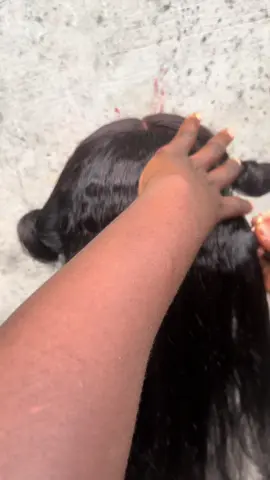 La beauté commence par une belle coiffure 💇‍♀️ Falone hair Makeup toujours #kinshasa🇨🇩 #brasil🇧🇷 #