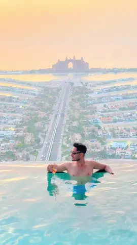 🌊🏝️🥂 #fyp #dubailife #foryou #panjab #auraskypool @AURA SKYPOOL @Bk.gondal 