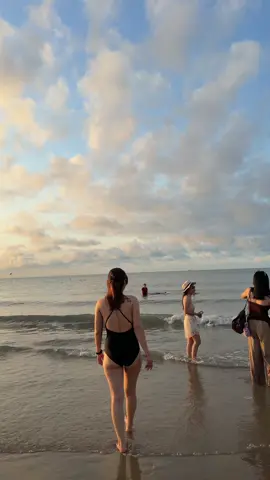 #xuhuongtiktok #viraltiktok #beachday #vietnamtoiyeu🇻🇳 #gotothebechwithme 