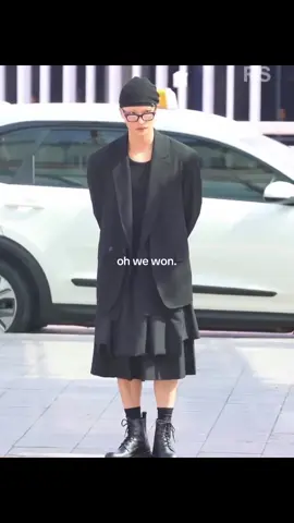 HWA IS SO FINE. #ateez #atiny #seonghwa #hwa