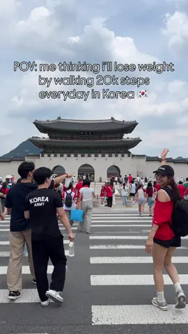 Walking 20k steps daily just to make room for my next meal 🍴🇰🇷🚶🏻‍♀️‍➡️🚶🏻‍♀️‍➡️🚶🏻‍♀️‍➡️ #koreatrip #koreatravel #seoultravel #koreanfood #kfood 