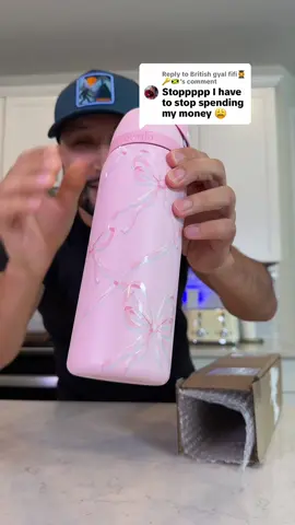Replying to @British gyal fifi👩‍🎓🔑🇯🇲 it is back and you are going to love it 🥰 #owalawaterbottle #waterbottle #drinkmore #dealsforyoudays #owala @Owala 