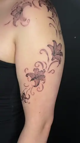Shoulder floral tattoo  But with creative freedom!  Huge shout out to my client for the trust of letting me do it in my style  #floraltattoo #torontotattoo #shouldertattoo #tattooideas #blackandgrey 