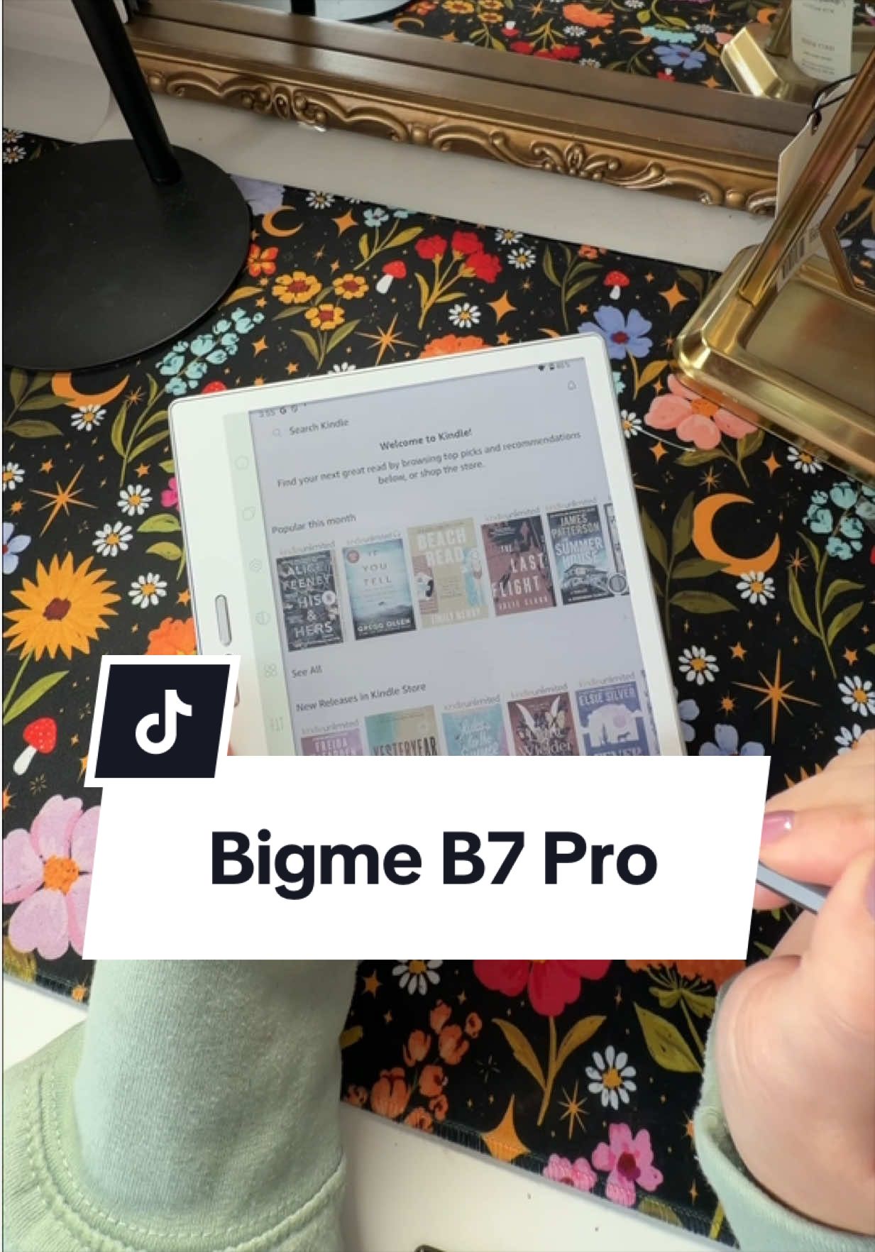 Unboxing the Bigme B7 Pro, a fully android based ereader that’s not locked into one reading ecosystem 📚✨ Instead of choosing between Kindle, Kobo, Libby, or other reading apps, I can keep everything on one device. Plus it has a color e-ink screen, a stylus, and Android 14, so it’s so much more than an eReader.  Bigme B7 Pro 📚 Read across multiple apps 🎨 Color e-ink display 🖊️ Stylus included 📱 Android 14 #ereader #BookTok #ereadercomparison #bigme #unboxing 