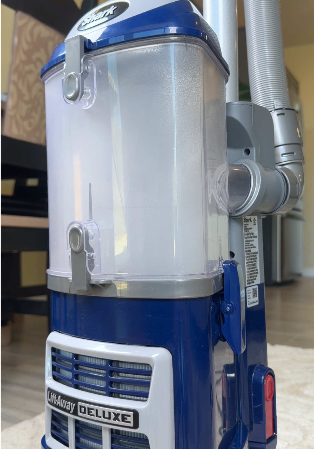 Don’t make the same mistake I did 🫠 grab yours on TikTok with that limited time coupon! #shark #sharkvacuum #vacuum #liftaway #cleaning 