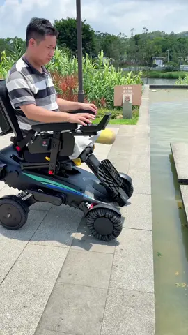 Can't go out because of mobility challenges? 😳 Think again. 💙 #XSTOMobility #XSeries #FreedomToMove #Accessibility #MobilityTech