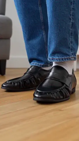 Grab this timeless footwear pick to refresh your summer closet, slip-on design saves you tons of morning prep time #DealsforYouDays #SummerWins #wardrobemusthave #shoebargains #dailystyle