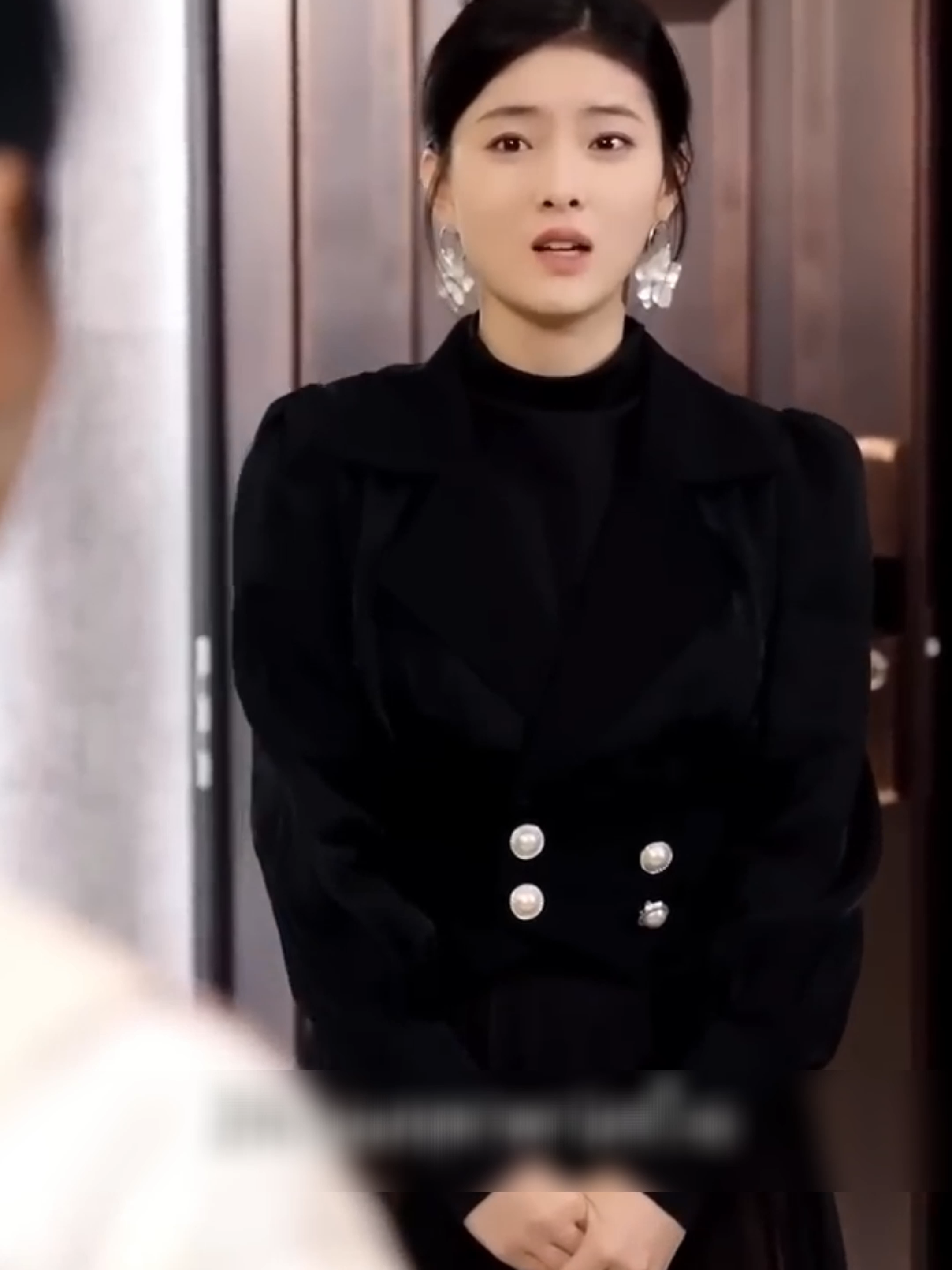 EP21/จำใจแต่งสายฟ้าแลบกับหนุ่มรปภ. แต่จริงๆแล้วสามีเป็นหนุ่มหล่อ CEO จากการแต่งงานปลอมๆ…สู่รักแท้ที่ตามหา