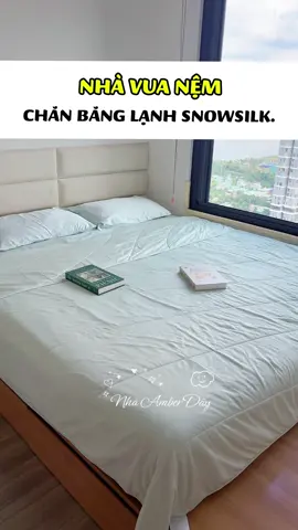 Cuối cùng mình cũng tìm được một chiếc chăn lạnh đáp ứng được các tiêu chí: Chạm mát, đắp nhẹ, giặt nhanh khô rồi các bác ơi. Đắp lên mát lạnh thích lắm luôn #nhaamberday #chanbanglanh #chanlanh #chanlanhmuahe 