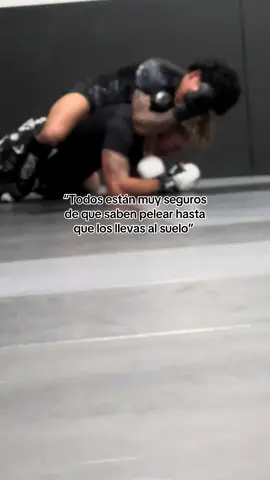 el suelo es para valientes🪓 #fyp #mma #bjj 