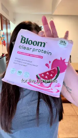 the best clear protein on the market, especially if you’re on a glp! I love the strawberry watermelon ✨ #dealsforyoudays #bloomnutrition #summerwins #junebloomchallenge #clearprotein 
