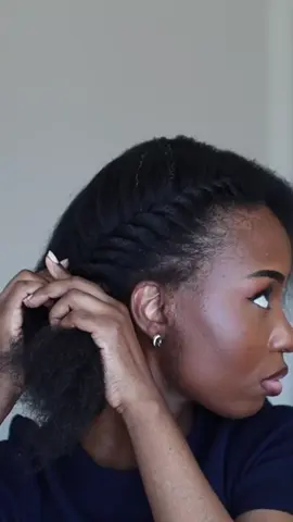 Cute 4C Drawstring Ponytail 😍 Find the drawstring ponytail that can be styled just like your own hair on our website (link in bio) 👆🏽 If you are not sure which texture works with your hair, feel free to DM us some pics for suggestions 🥰 . . #betterlength #HairPonytail #VersatileHair #EasyHairstyles #HairInspo      