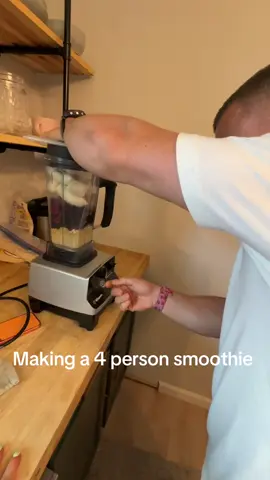 Making 4 person smoothie for our team…. Do not recommend #smoothie #Recipe #funny #athlete 