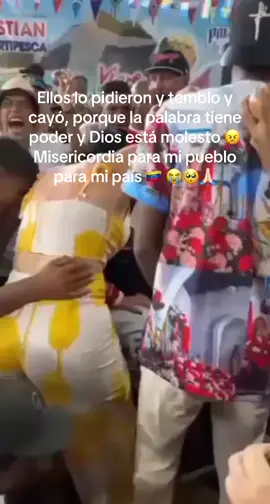 Ellos pedían que temblara la tierra mientras adoraban en otros Dioses y el Dios de los cielos, el Dios de Israel , mi Dios les mandó el temblor y hay si todos pidieron de Dios #choroni #tambores #santos #terremoto #2026 eso pasó durante la celebración de San Juan en choroni 24/6/26