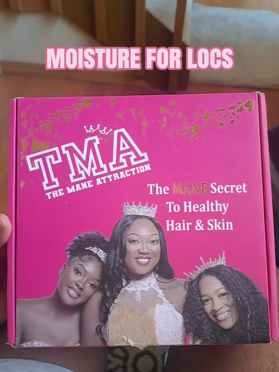 #hairgrowth #locs #hairmoisturizer #blackhairtiktok #locsjourney 