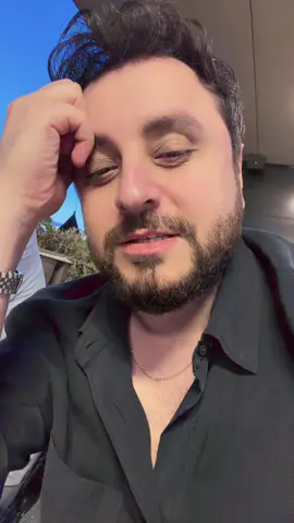 Qəşəng yorumlar yazın mahnının adına layiq ❤️